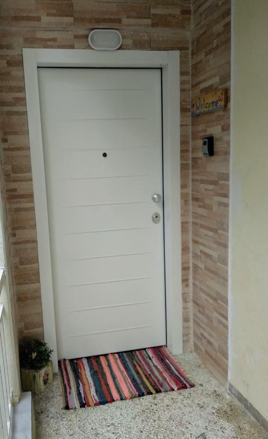 Apartment Next To The Sea Peraia  Екстер'єр фото